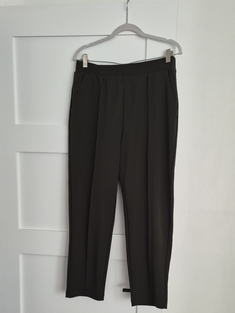 Classic Women's Olive Green Tailored Trousers